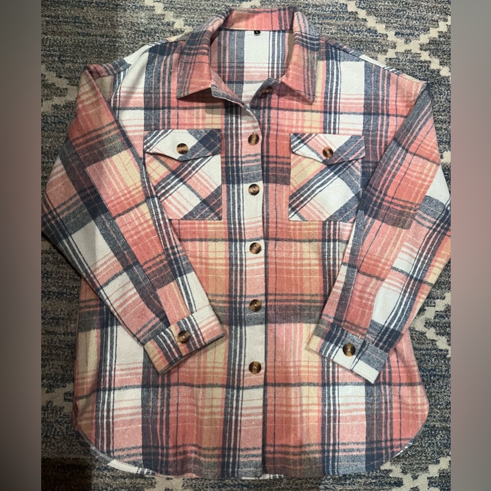 NWOT Size L Shacket
